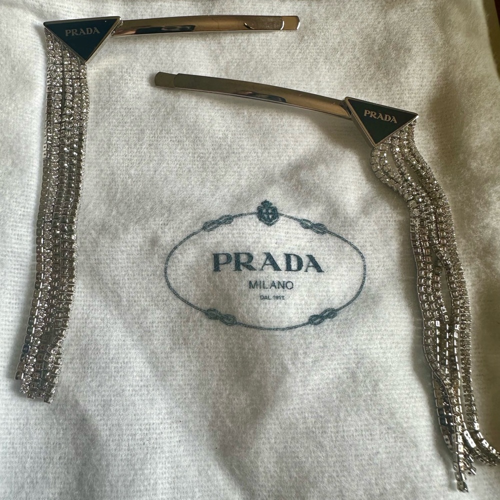 Prada crystal-embellished triangle logo hair barrettes - Picture 6 of 8